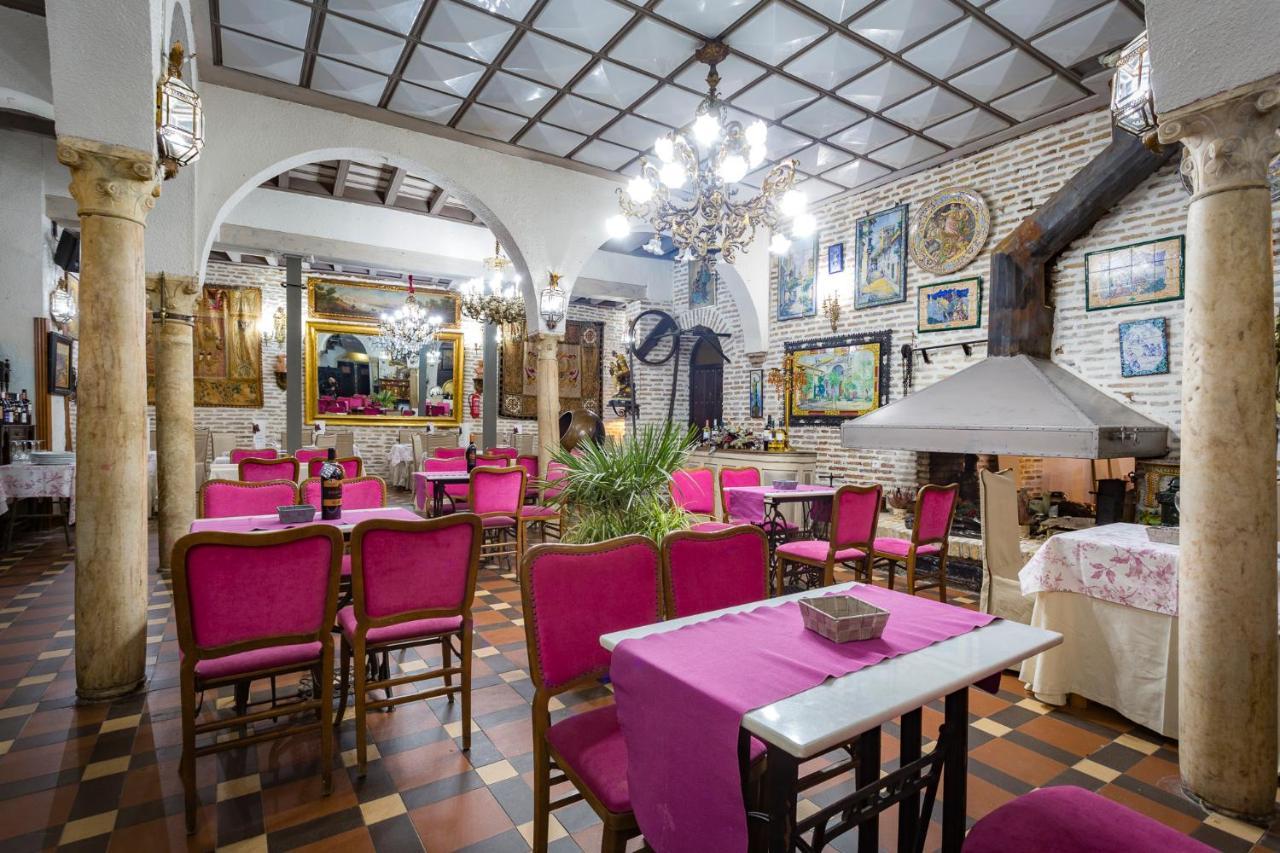 Hotel Convento La Gloria Séville Extérieur photo